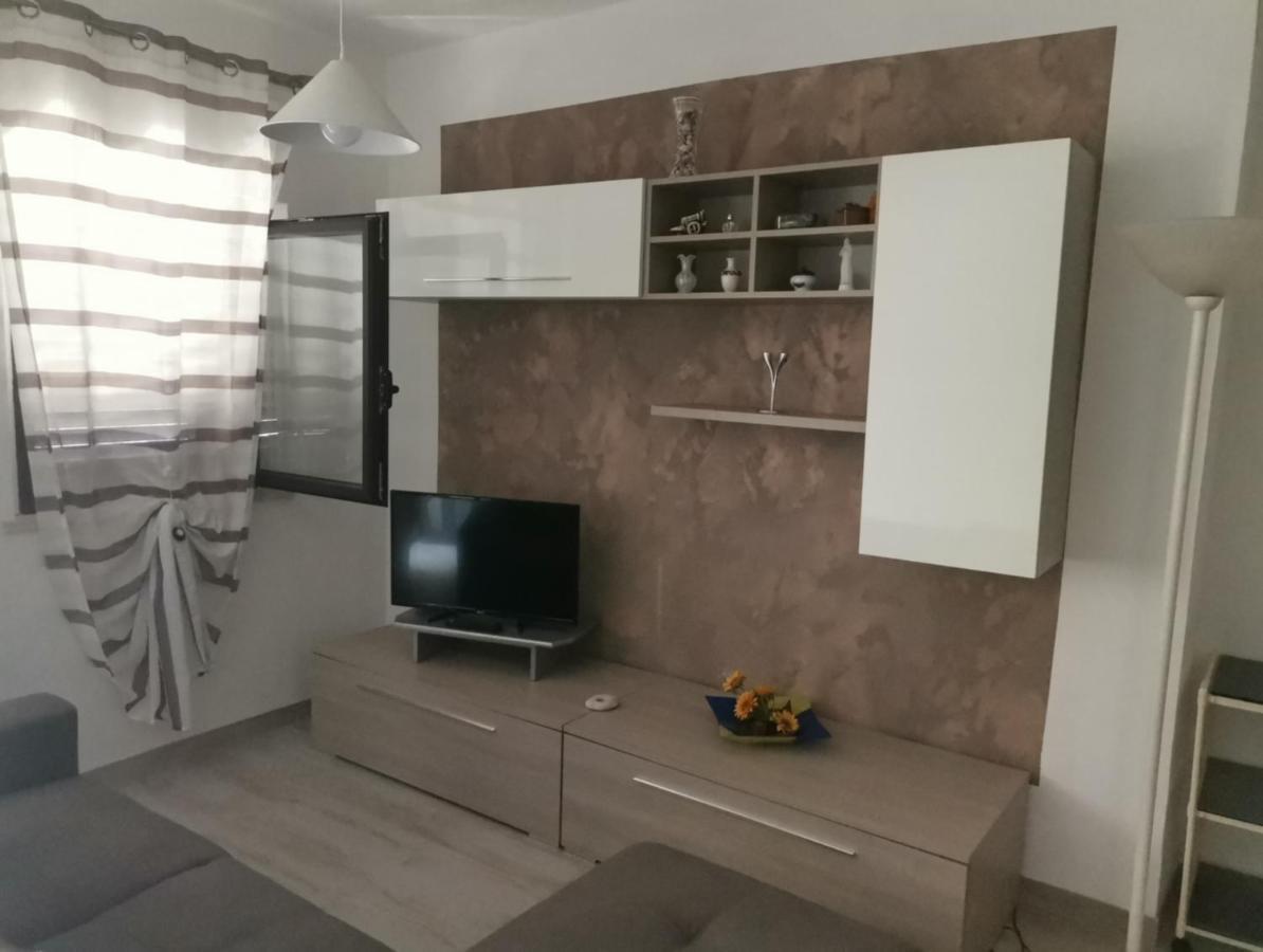 Recanati Taormina Beach Lägenhet Giardini Naxos Exteriör bild