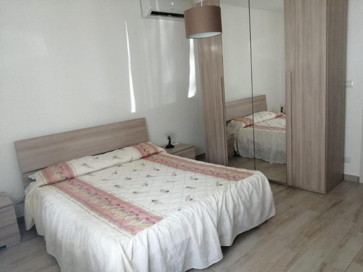 Recanati Taormina Beach Lägenhet Giardini Naxos Exteriör bild